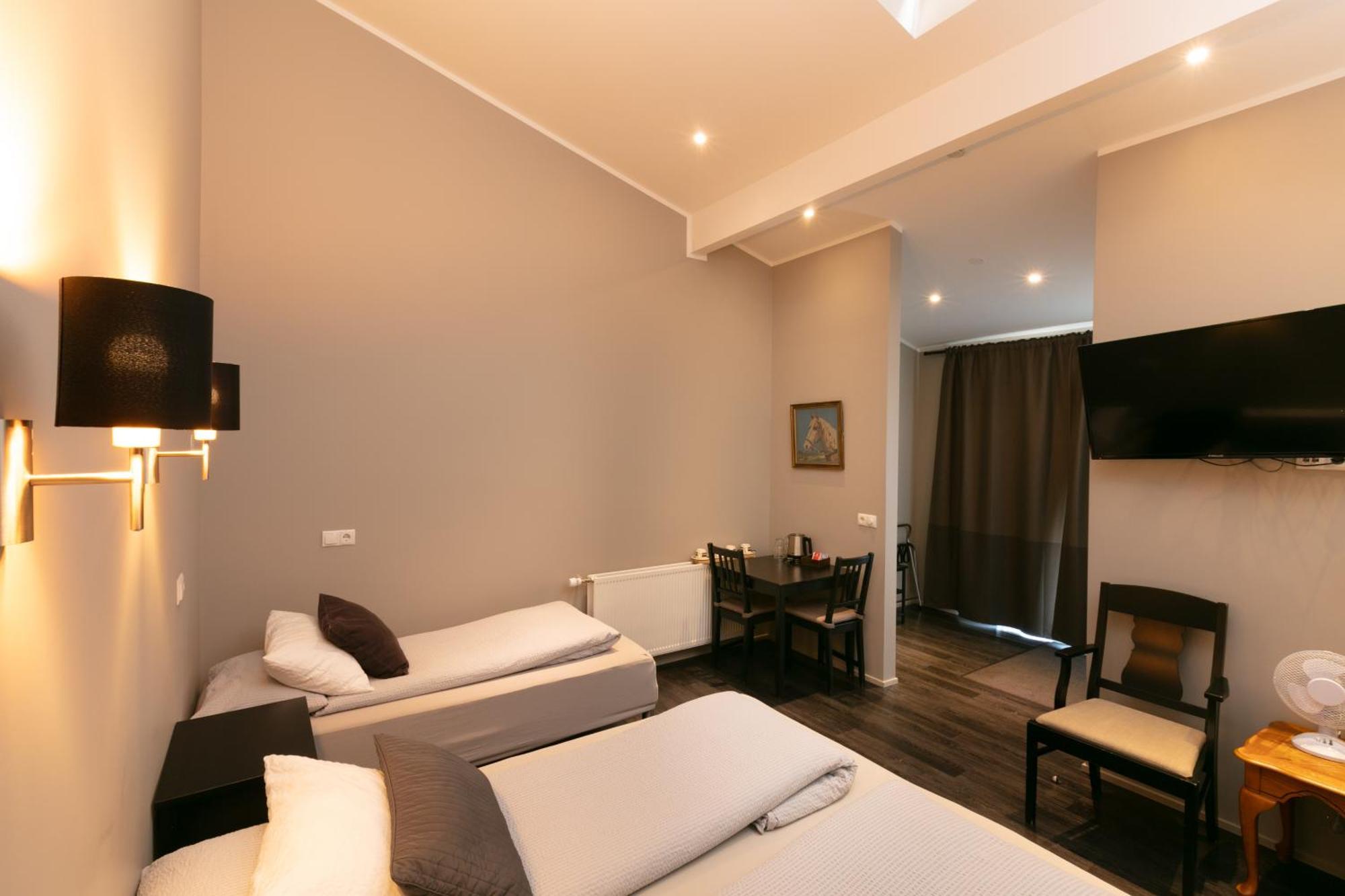 Karuna Guesthouse Saudarkrokur Экстерьер фото